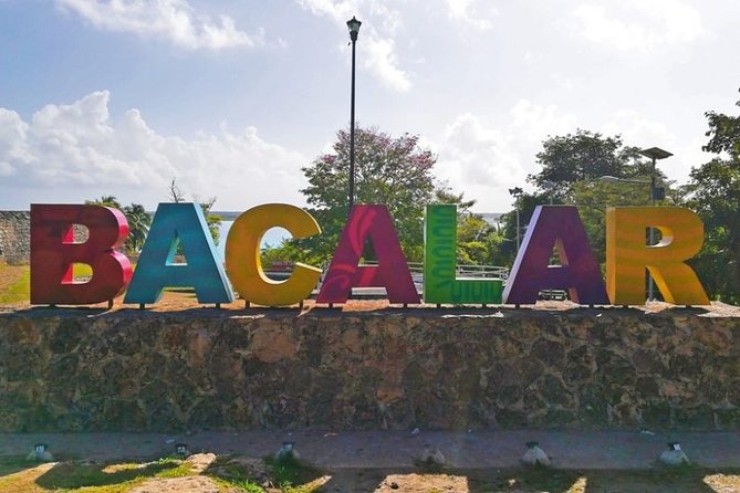 1 Day Tour to Bacalar, Cenotes and 7 color Lagoon with lunch from Cancun - Guides, group size, and the English question