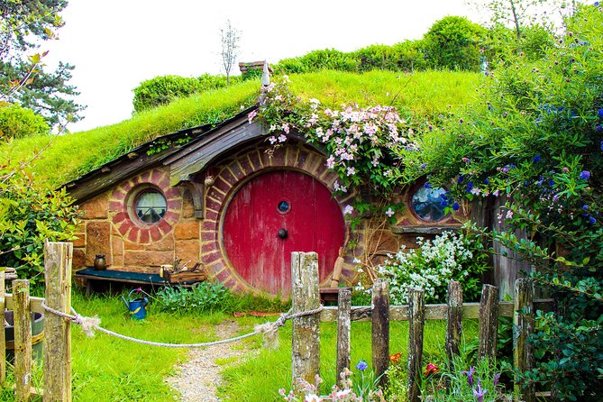 2 Day Waitomo Caves, Hobbiton Movie Set and Rotorua Tour from Auckland - Hobbiton: the tour’s most polished stop