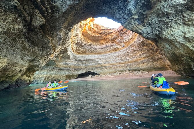 2-Hour Kayak through the Sea Caves of Benagil - The biggest issue: water and boat traffic