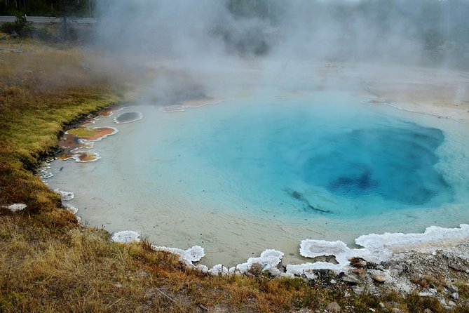 3-Day Ice Cave, South Coast, Golden Circle and Northern Lights - Should you book it?