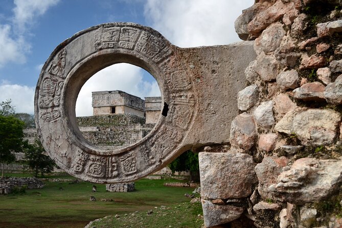 4x1: Coba, Cenote, Tulum and Playa del Carmen Tour from Cancun - Tulum’s sea cliffs and Maya port
