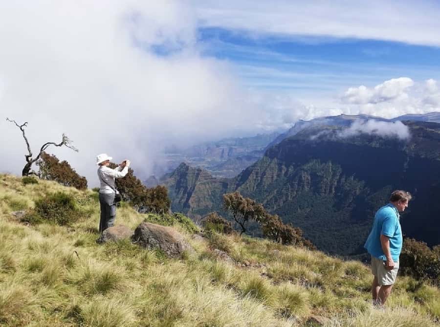 Addis Ababa: Debre Libanos, Blue Nile Gorge, and Cave Tour - Saint Teklehaimanot Cave Church and a difficult past