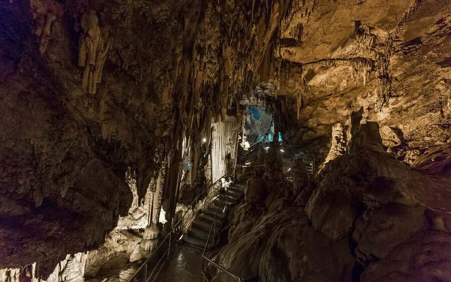 Alanya:4x4 Jeep Safari and Cave Tour With Lunch At Dim River - Dim Cave and the route’s cave options