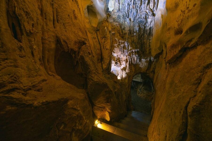 Alanya: Sapadere Canyon Walk & Dim Cave with Dim River Lunch - Guides, music, and the social side of the day