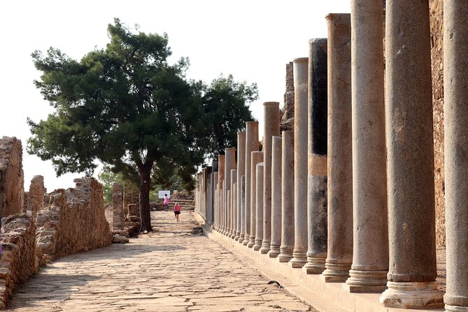 Alanya: Syedra Iotape Lie Cave and Antiochia Cragum Tour - Selinus Beach and the final hour by the sea