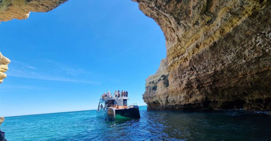 Albufeira: Coastline and Benagil Caves Tour by Catamaran - Why this catamaran trip works well