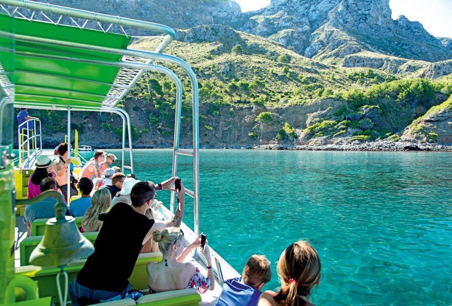 Alcudia: Caves & Coastline Boat Trip w/ Snorkelling - The cave section is the visual highlight