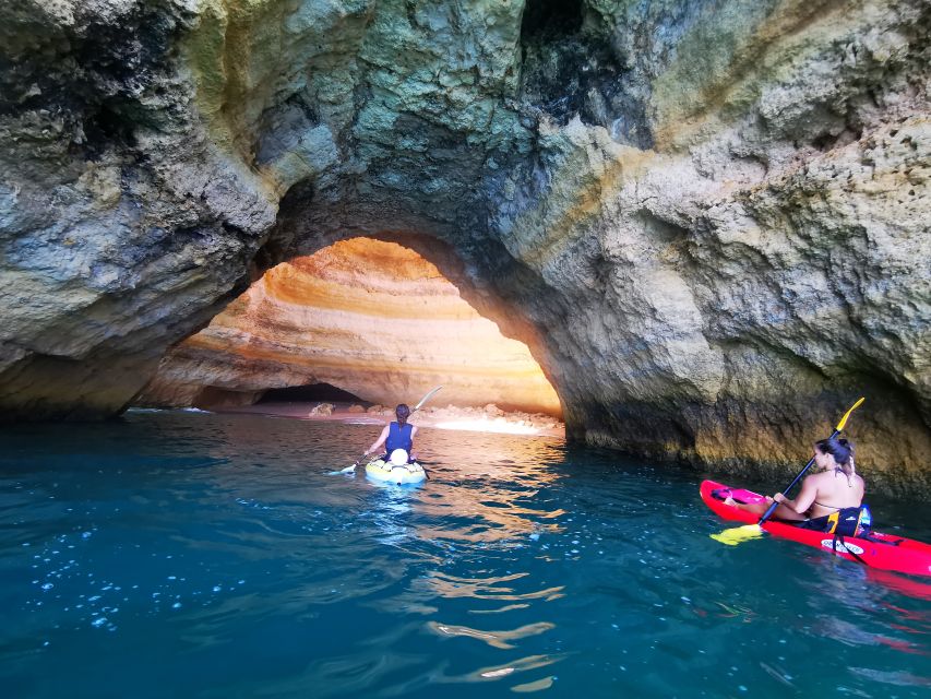Algarve: Benagil Cave Sunrise Kayak Tour with Shower Use - Praia da Corredoura and Carvalho Beach