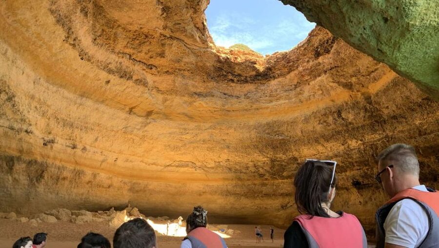 Algarve: Benagil Caves Open Speedboat Tour - The guide makes a real difference