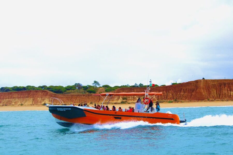 Algarve: Benagil Caves Open Speedboat Tour - Who will enjoy this tour most