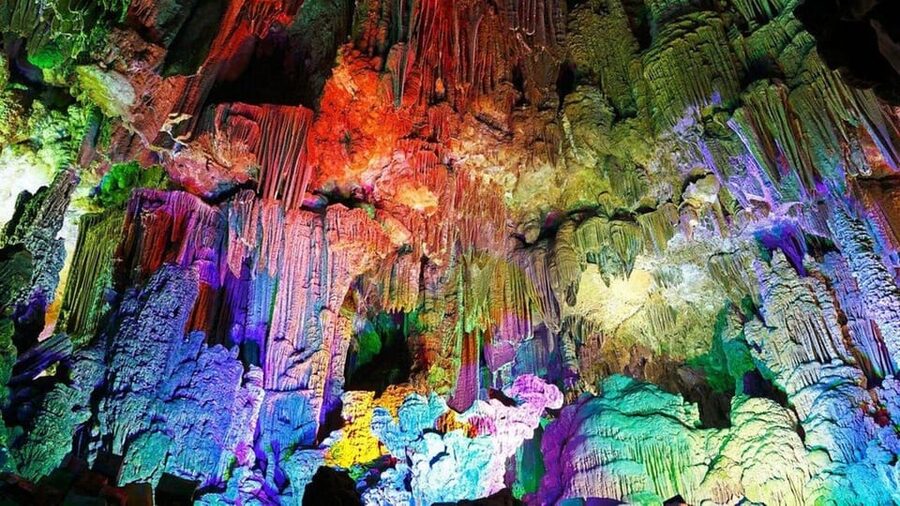 Alicante: Canelobre Caves & Busot Tour including transfer - Why the Small Group Makes a Difference