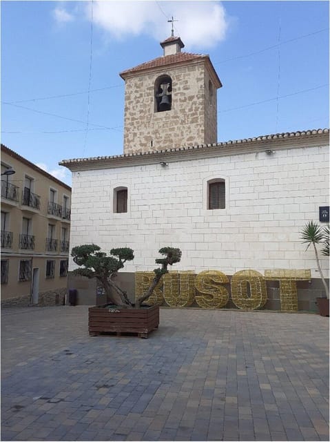 Alicante: Canelobre Caves & Busot Tour including transfer - The Ethnic Music Museum Is the Surprise Stop