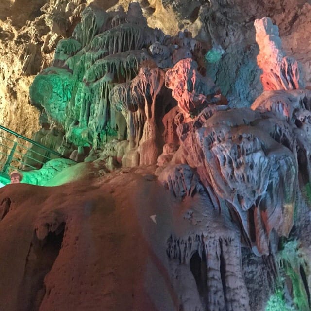 Alicante: Canelobre Caves & Busot Tour including transfer - Inside Canelobre’s Ancient Limestone Chamber