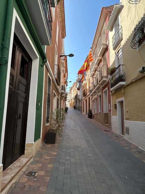 Alicante Santa Pola: Canelobre Caves, Busot, and Villajoyosa / Max. Group Size: 4 - Busot church and the Museum of Ethnic Music