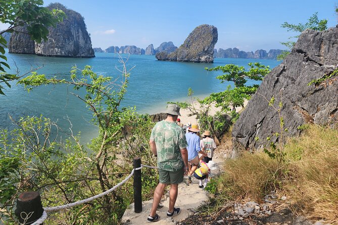 All-Inclusive 3 Day/2 Night Halong Luxury Cruise Meals, Cave, Kayaking, Swimming - What the $290 price really covers