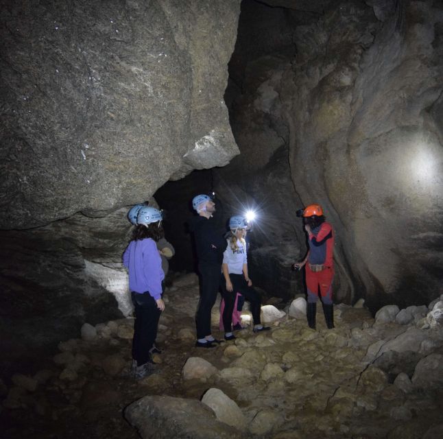 Almería: Caves of Sorbas Tour - Why the helmet light matters inside the gypsum