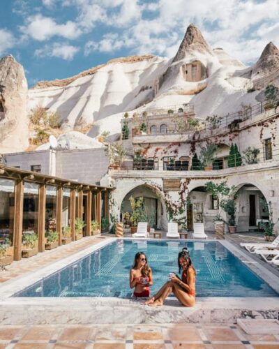 Antalya: 2-Day Guided Cappadocia Tour with Cave Hotel Option
