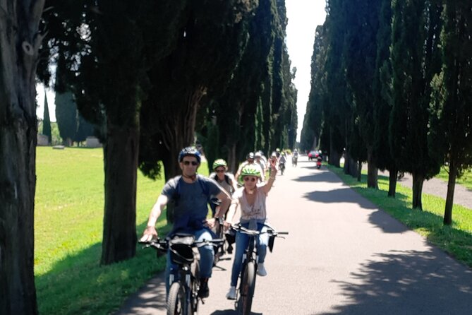 Appian Way Aqueducts Bike Tour (Catacombs & Lunch Option) - Why the Appian Way works best on two wheels