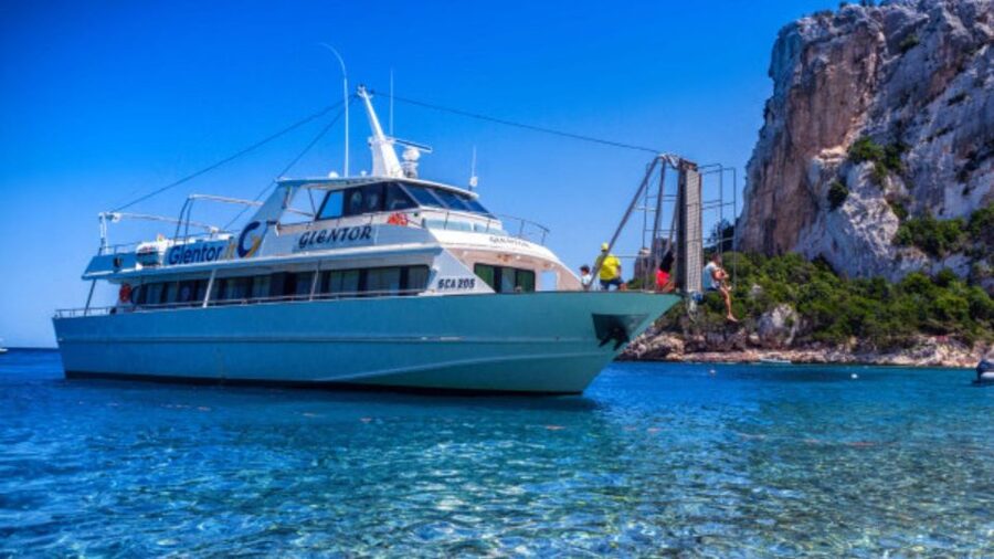 Arbatax: Orosei Gulf Cruise with Optional Fico Cave Visit - Cala Sisine is the quieter final beach stop