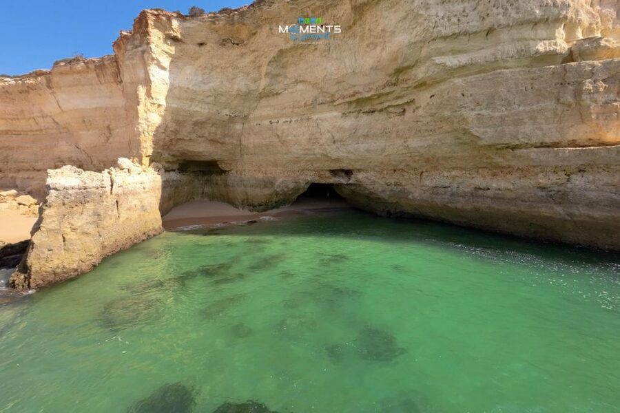 Armação de Pêra: 2-Hour Wild Beaches and Caves Kayak Tour - Weather, clothing, and comfort