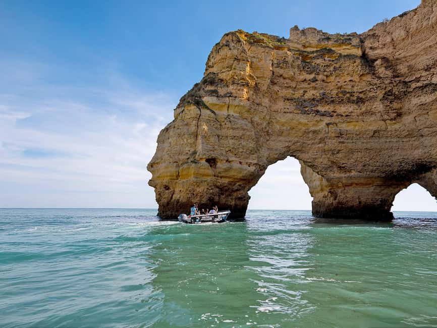 Armação de Pêra: Benagil´s 15 Best Caves Boat Tour - Who will enjoy this tour most