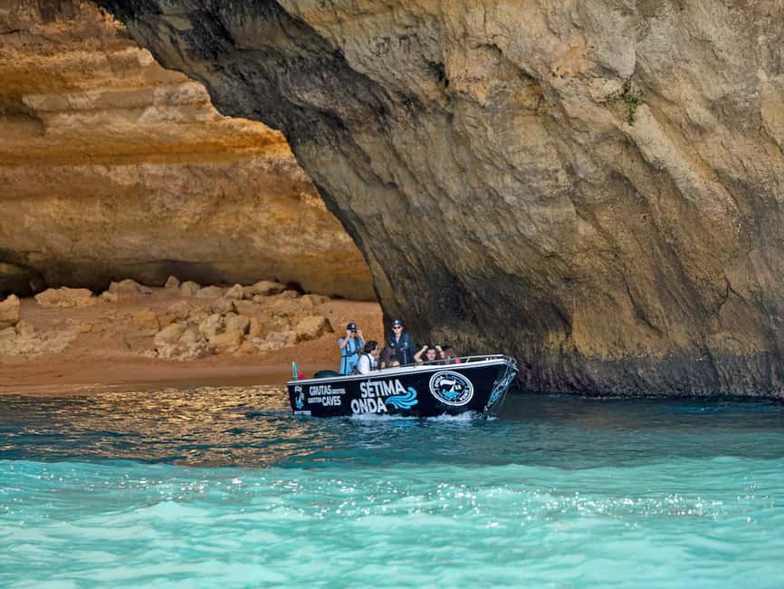 Armação de Pêra: Benagil´s 15 Best Caves Boat Tour - Albandeira’s arch and caves