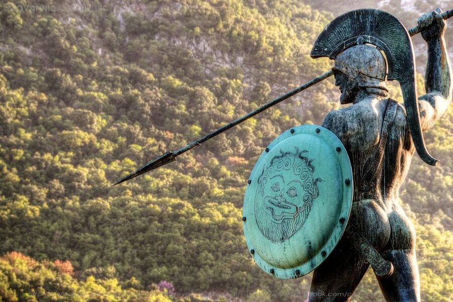 Athens: Delphi, Corycian Cave, and 300 Battlefield Day Trip - Key points to know before booking