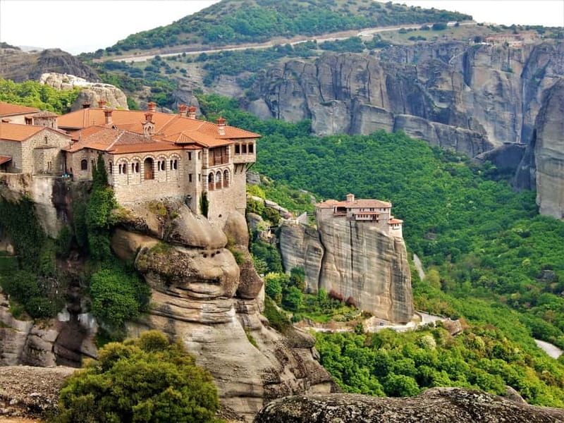 Athens: Guided Tour to Meteora Monasteries & Hermit Caves - The four-hour minibus circuit
