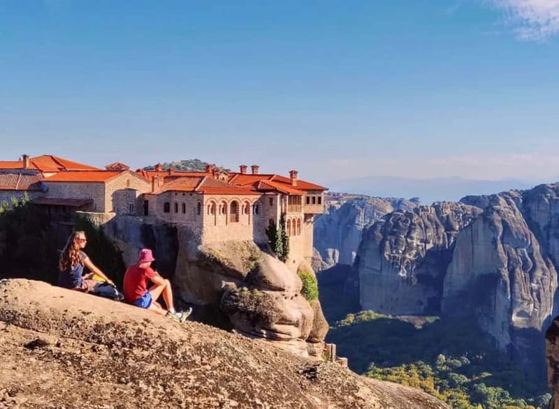 Athens: Meteora Monasteries Day Trip with Caves and Lunch - Visiting three monasteries inside
