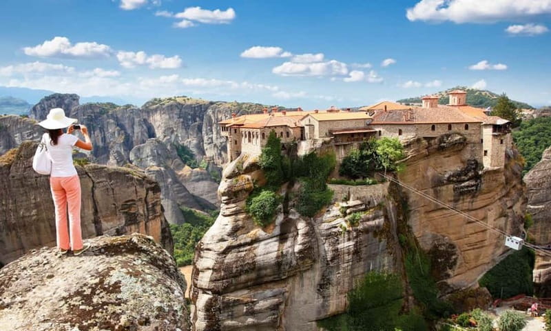Athens: Meteora Monasteries Day Trip with Caves and Lunch - The return journey to Athens