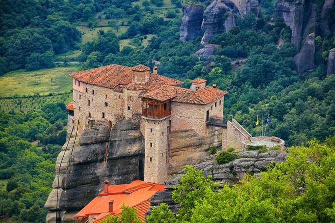 Athens: Meteora Monasteries, Hermit Caves Tour with Pickup - The morning coach from Athens