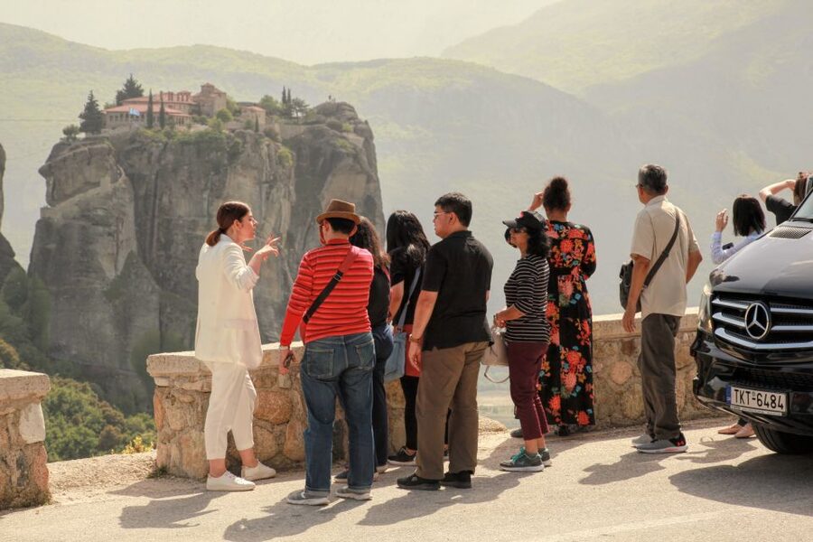 Athens to Meteora: Monasteries & Hidden Caves Bus Tour - The six-monastery circuit around Meteora