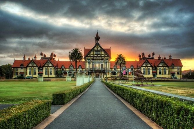 Auckland to Rotorua via Waitomo Caves Small Group Tour (One Way) - Is $191.76 a fair price?