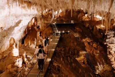 Augusta: Jewel Cave Fully-Guided Tour