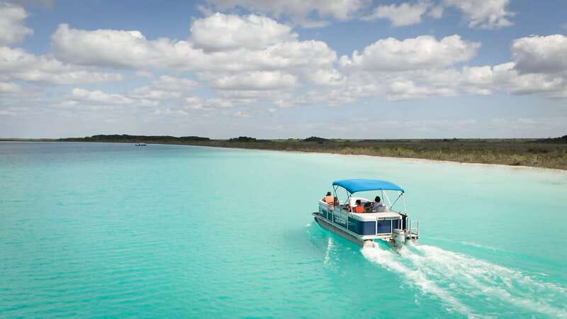 Bacalar: Private Boat Tour - Pirate Canal, Cenotes & Islands - Cenote Esmeralda and the first views