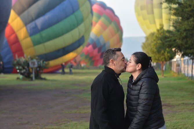 Balloon Flight + Breakfast in a cave + Pick up CDMX + Pyramids - Sunrise over Teotihuacan is the main event