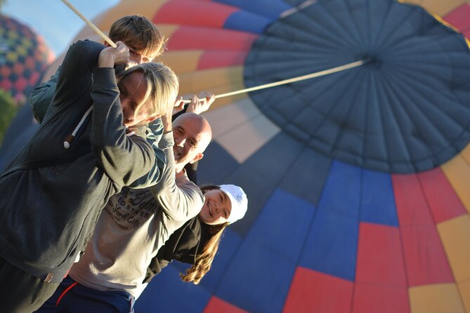 Balloon Flight + Breakfast in a cave + Pick up CDMX + Pyramids - Price, package choices, and value at $148.98
