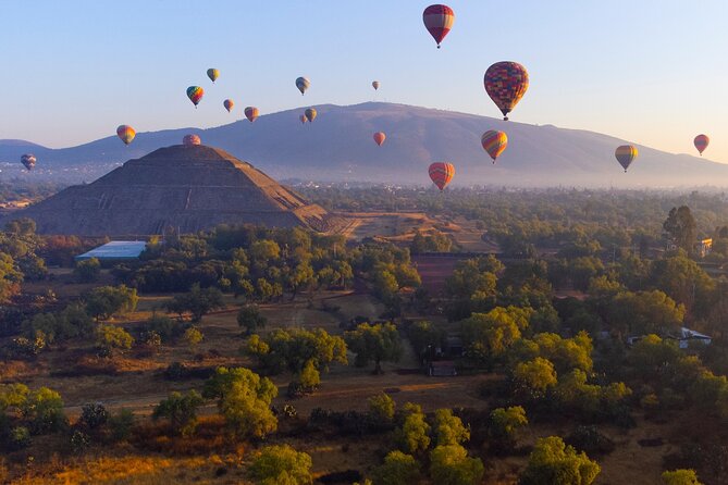 Balloon flight + pick up in CDMX + Breakfast in Cave + Teotihuacan - The 4:30 a.m. start and Mexico City pickup