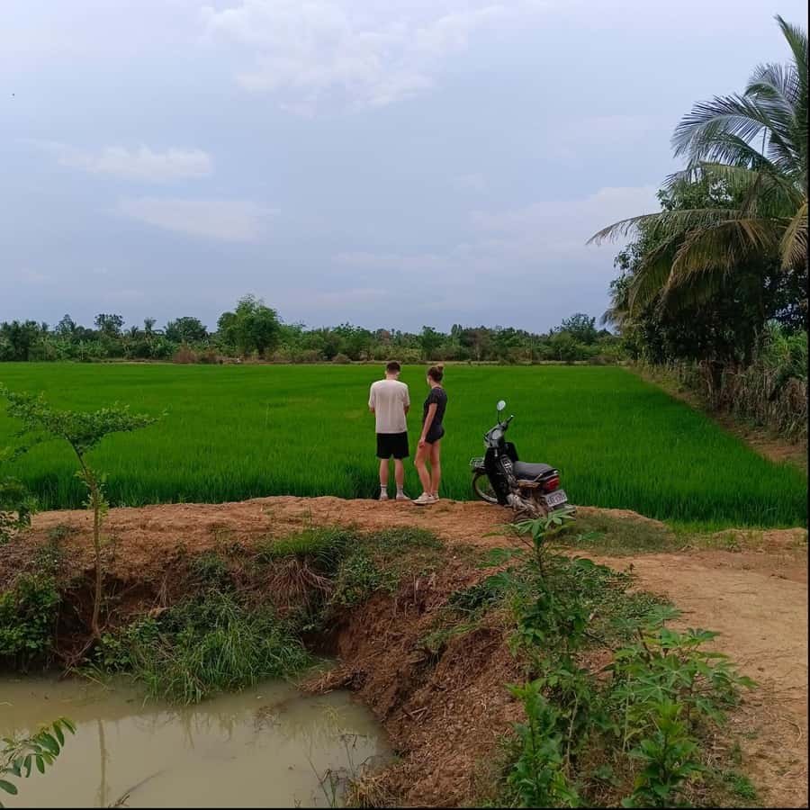 Battambang family tuktuk tour BambooTrain/Wat Banan/Bat cave - What the $8 price really covers