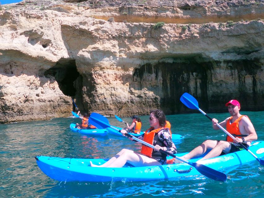 Benagil Beach: Benagil Cave highlights Kayaking (FREE FOTOS) - A small group makes the difference