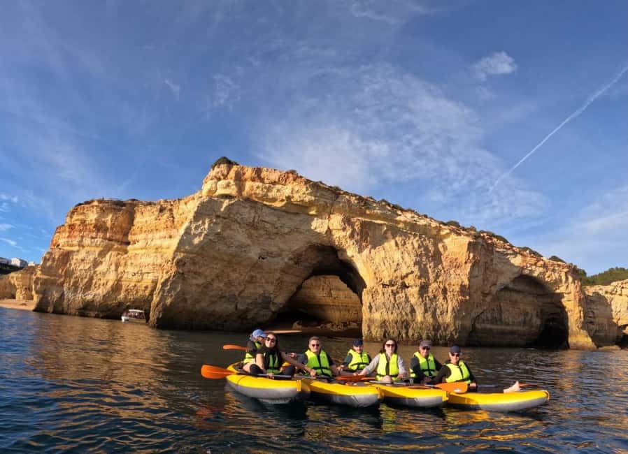 Benagil cave 1 hour tour with local guide - Fifteen minutes paddling back to Benagil Beach
