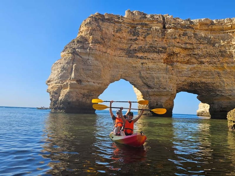 Benagil Cave: Guided Kayak Tour with Caves and Cliffs - The briefing and first strokes