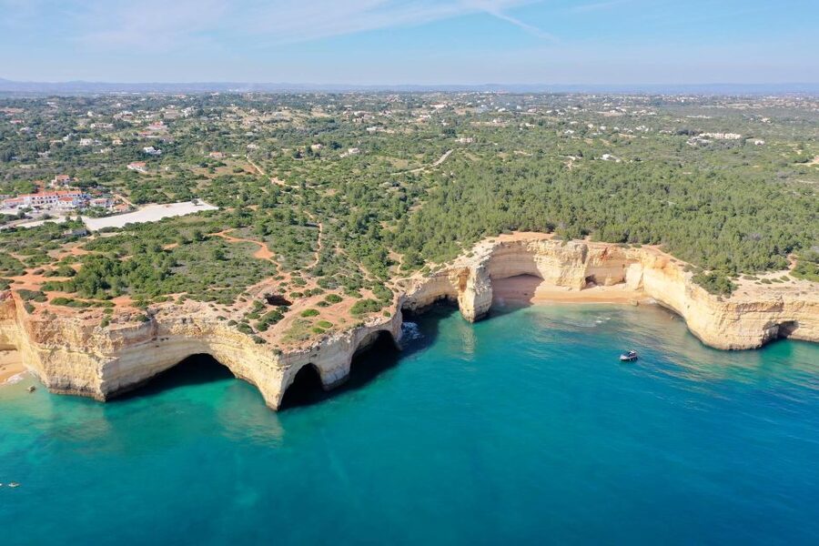 Benagil: Sunrise kayak tour Benagil caves and secret spots - Praia da Marinha for the final big view