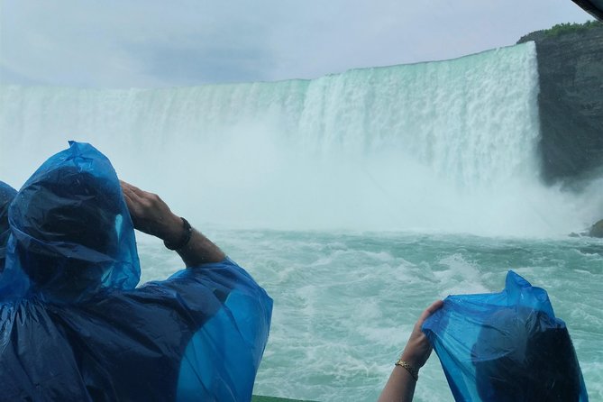 Best Niagara Falls US Tour W/Boat Ride, Cave & More Wonders! - What this Niagara Falls tour is really like