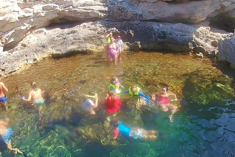 Binibèquer: Kayaking, Caves and Snorkeling Adventure - Getting comfortable in the kayak