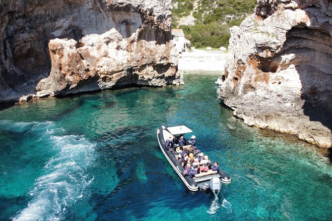 Blue Cave & 6 Islands Speedboat Tour From Split or Podstrana - Swimming at Stiniva Cove