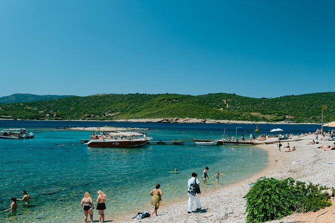 Blue Cave & 6 Islands Speedboat Tour From Split or Podstrana - Two hours in Hvar Town