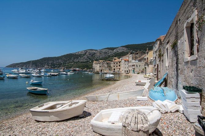 Blue Cave and Hvar Tour - 5 Islands Tour from Split and Trogir - Komiza brings a slower hour to the morning