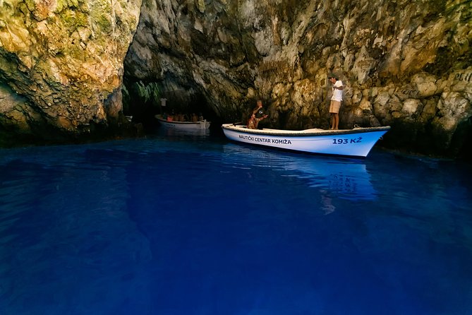 Blue Cave and Pakleni Islands group Tour from Hvar - What this Hvar boat tour is really like