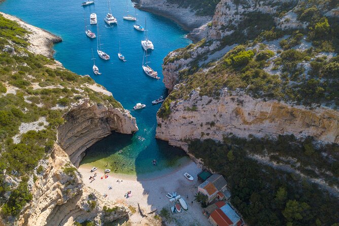 Blue Cave and Town Hvar with 5 Island Boat Tour - Komiža, the fishing town of Vis